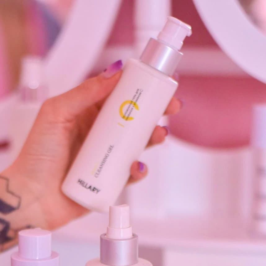 Гель для вмивання з вітаміном С + Сонцезахисний крем для обличчя SPF 30+ thumbnail